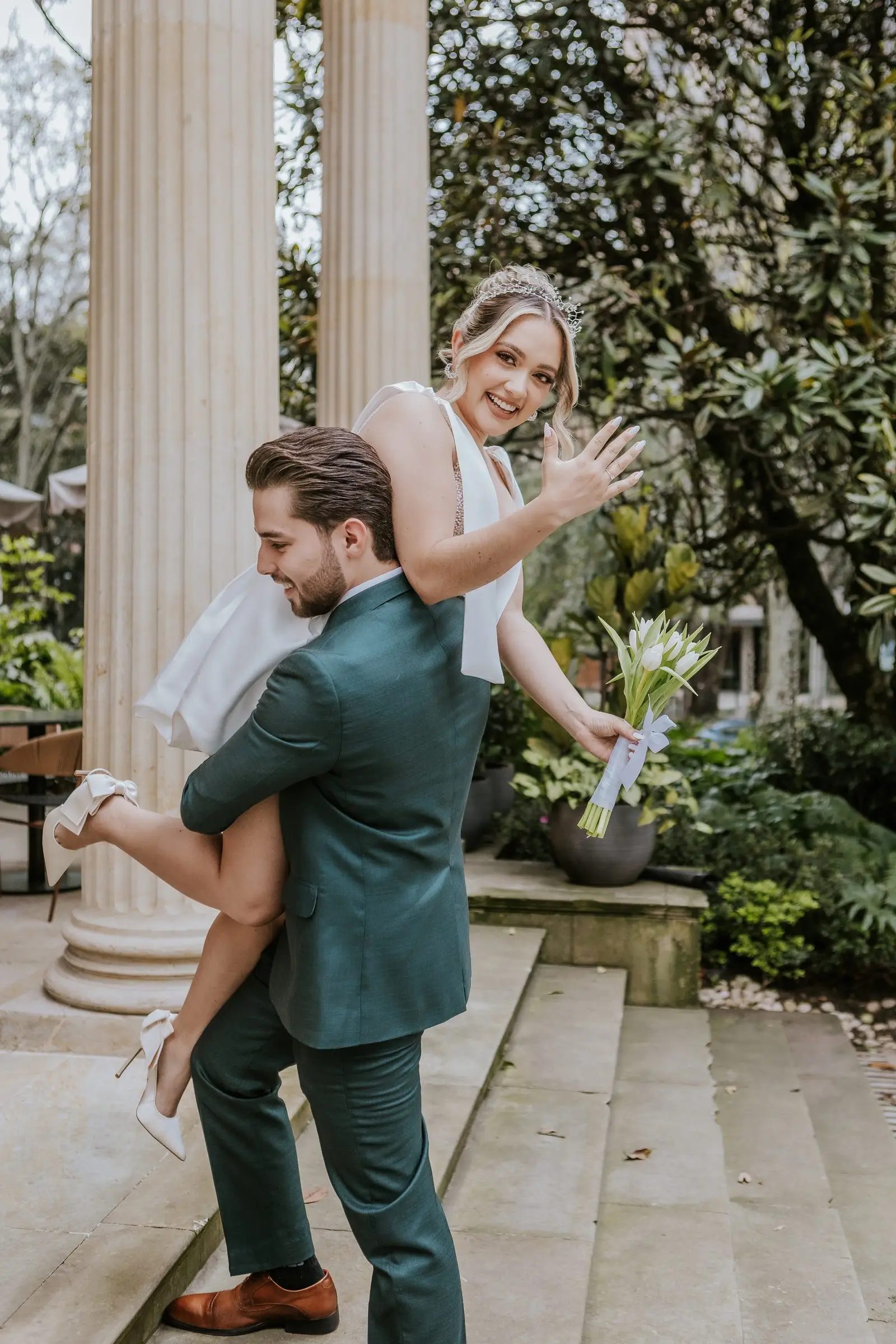 Vale & Cami, boda en Restaurante República · Bogotá (4)